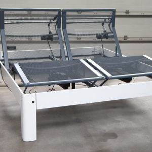 Auping tweepersoons elektrisch verstelbaar Pure white nieuwstaat